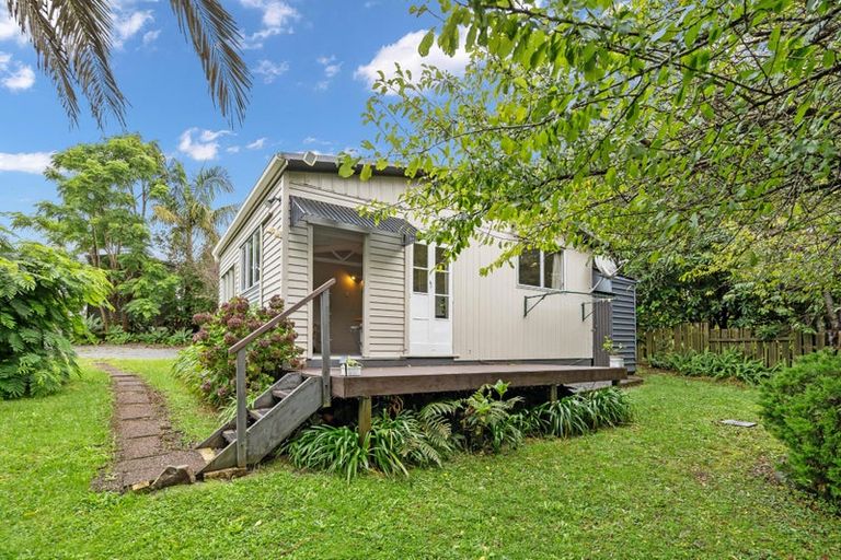 Photo of property in 7 Montgomery Avenue, Onerahi, Whangarei, 0110