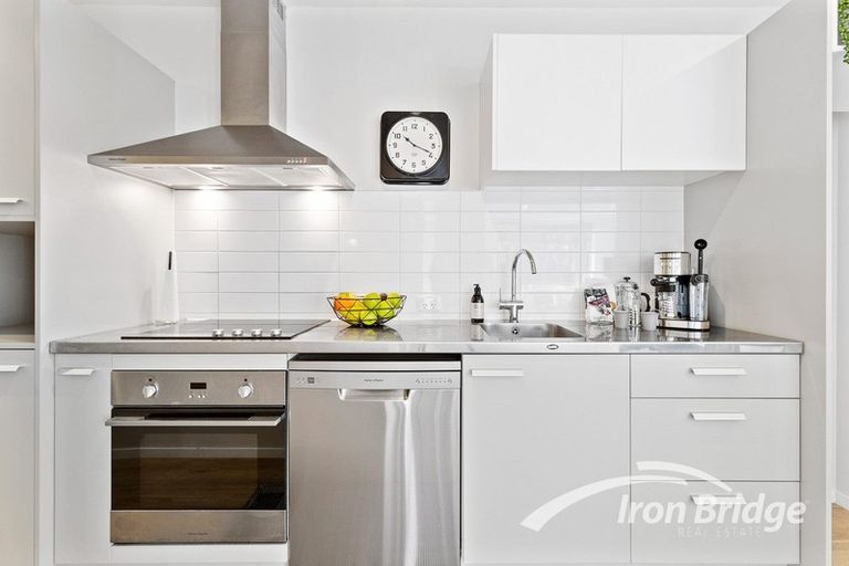 Photo of property in Norfolk Apartments, 308/19 Bute Road, Browns Bay, Auckland, 0630