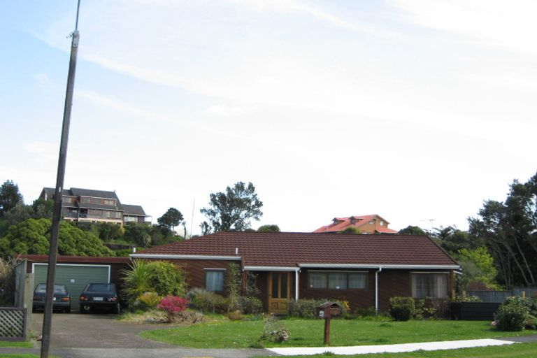 Photo of property in 17 Elder Grove, Whalers Gate, New Plymouth, 4310