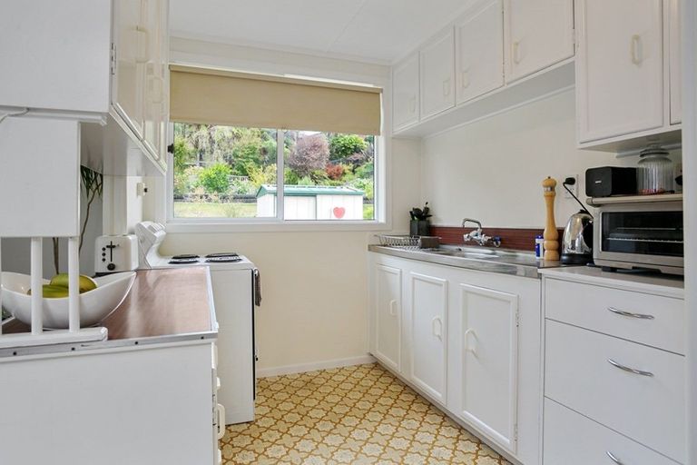 Photo of property in 18 Riverview Street, Putaruru, 3411