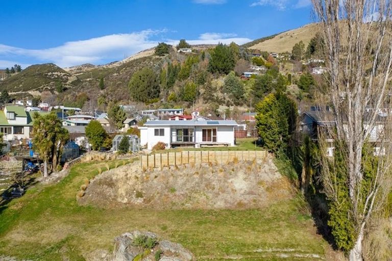 Photo of property in 17 Paisley Place, Roxburgh, 9500