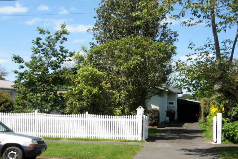 Photo of property in 17 Godwin Crescent, College Estate, Whanganui, 4500