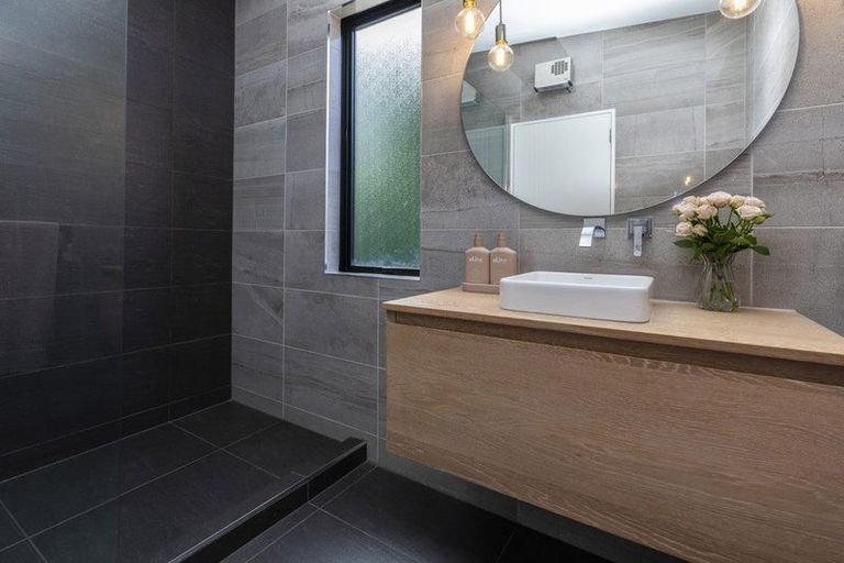 Photo of property in 91 Condell Avenue, Papanui, Christchurch, 8053