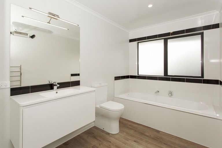 Photo of property in 24a Oxford Street, Hampstead, Ashburton, 7700