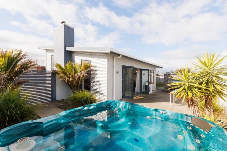 Photo of property in 1b Carthew Street, Feilding, 4702