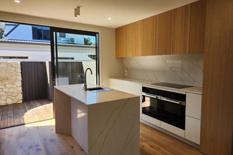 Photo of property in 109b Taylor Street, Cambridge, 3434