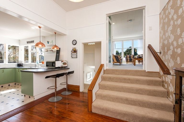 Photo of property in 99 Amohia Street, Paraparaumu, 5032