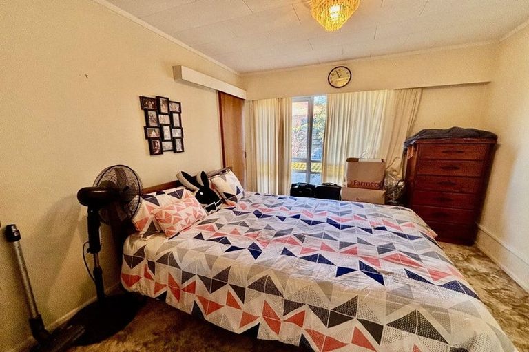 Photo of property in 3 Howard Road, Taradale, Napier, 4112