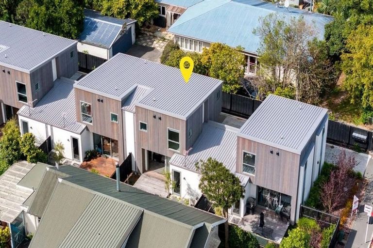 Photo of property in 208b Cranford Street, St Albans, Christchurch, 8014