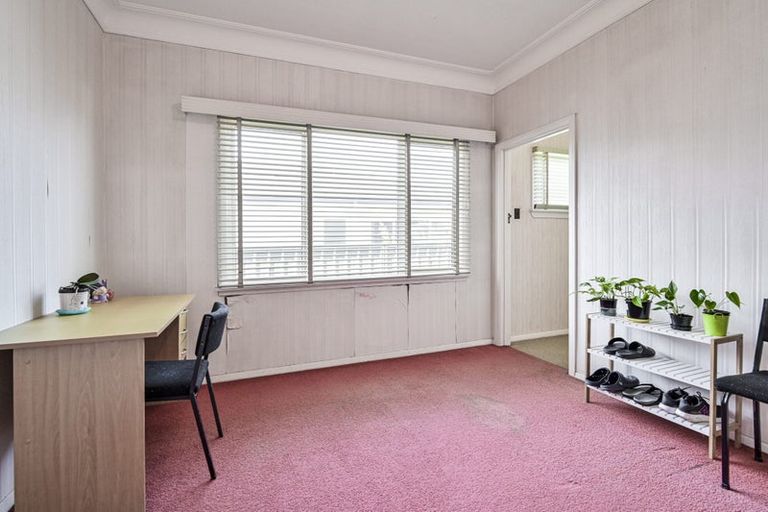 Photo of property in 216 Grove Road, Mayfair, Hastings, 4122