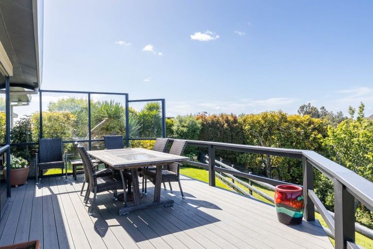 Photo of property in 97 Branch Road, Highlands Park, New Plymouth, 4312