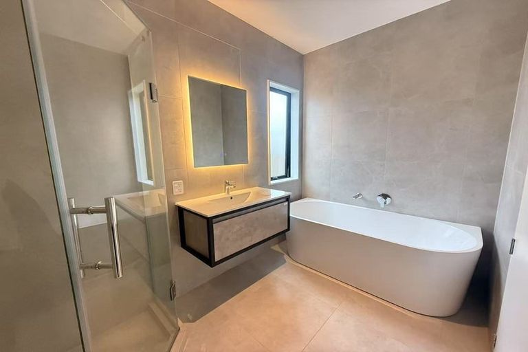 Photo of property in 79 Clarks Beach Road, Clarks Beach, 2122