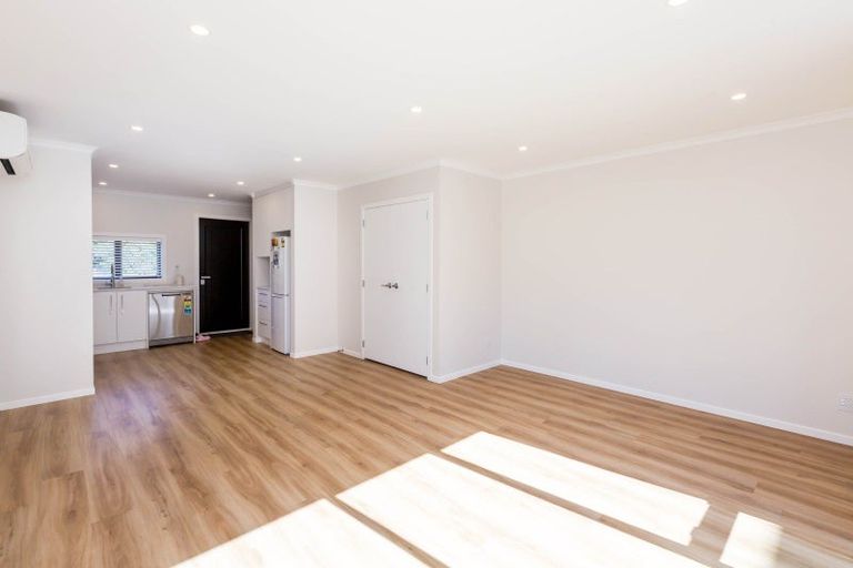 Photo of property in 40 Dahl Drive, Wallaceville, Upper Hutt, 5018