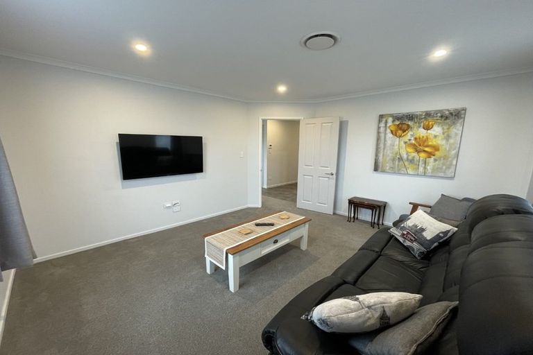 Photo of property in 28 Magnolia Crescent, Tawhero, Whanganui, 4501