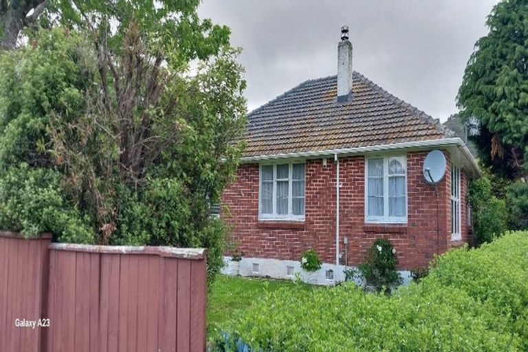 Photo of property in 30 Harris Street, Naenae, Lower Hutt, 5011