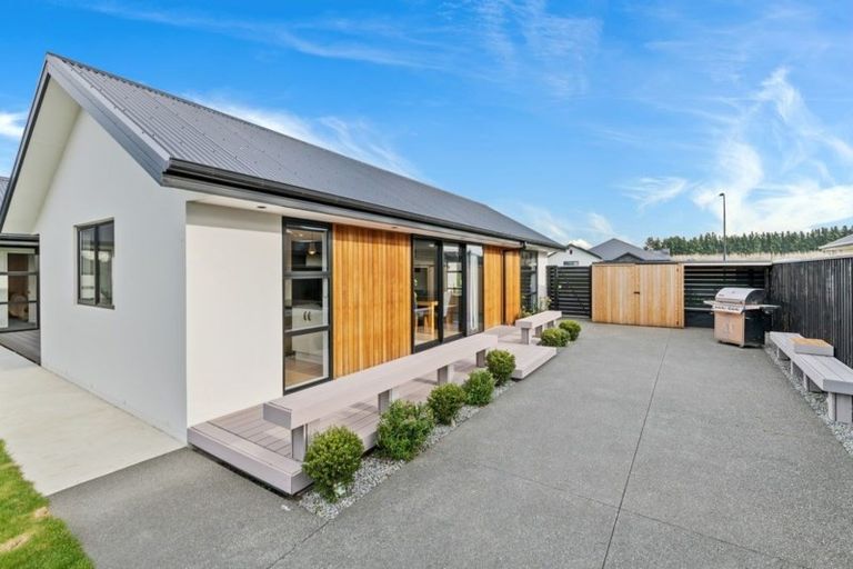 Photo of property in 31 Kingsdowne Drive, West Melton, 7618