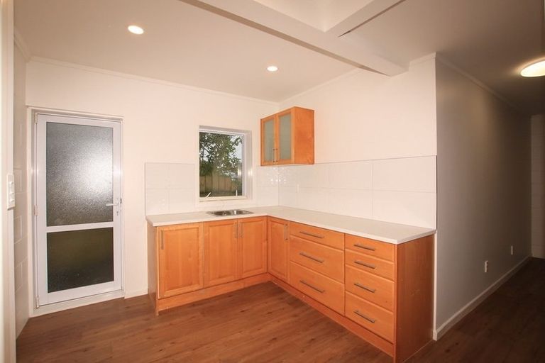 Photo of property in 306 Sunset Road, Windsor Park, Auckland, 0632