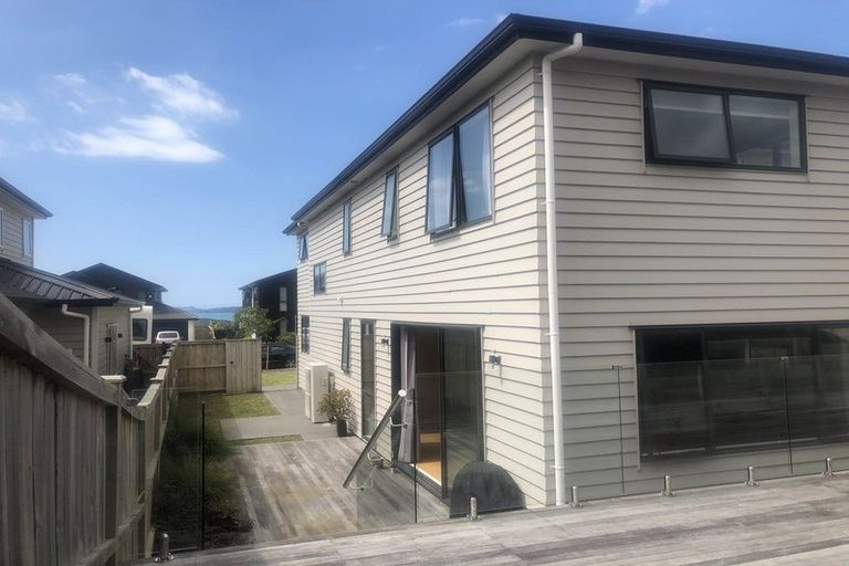 Photo of property in 35 Thistle Close, Beachlands, Auckland, 2018