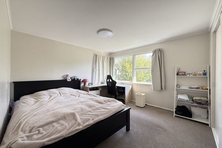 Photo of property in 9 Linwood Avenue, Forrest Hill, Auckland, 0620