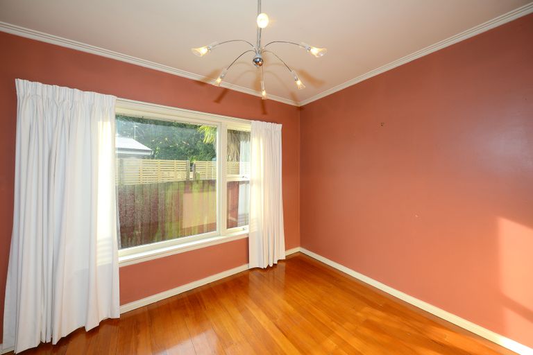Photo of property in 10 Ashbourne Street, Burnside, Christchurch, 8053