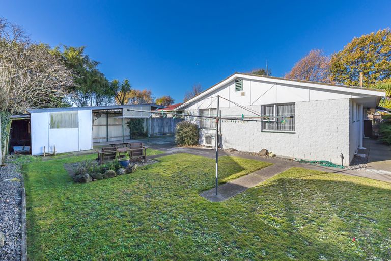 Photo of property in 2/194 Halswell Road, Hillmorton, Christchurch, 8025