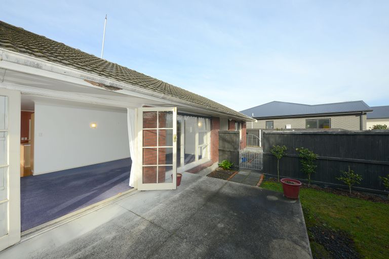 Photo of property in 10 Ashbourne Street, Burnside, Christchurch, 8053