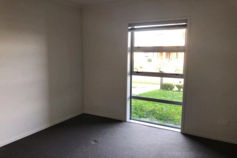 Photo of property in 17 Chadwick Place, Rototuna North, Hamilton, 3210