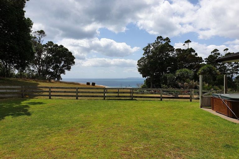 Photo of property in 987 Hibiscus Coast Highway, Waiwera, Orewa, 0994