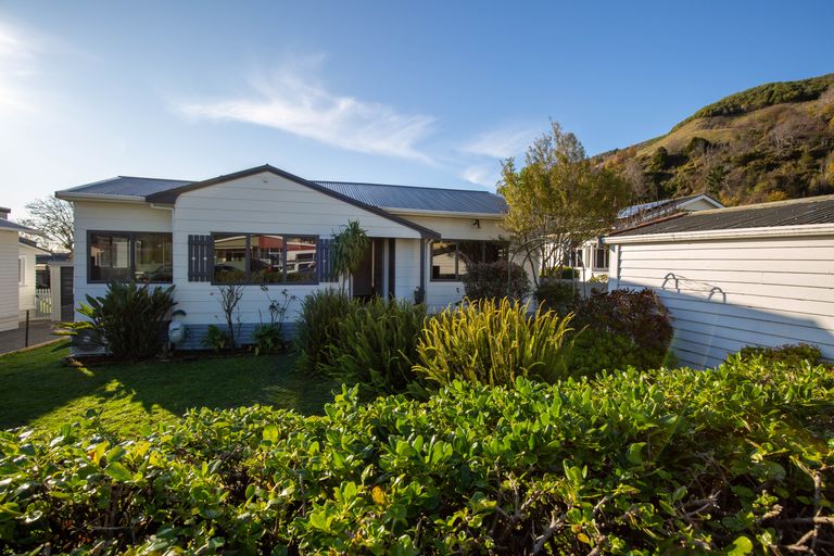 Photo of property in 105 Grove Street, The Wood, Nelson, 7010