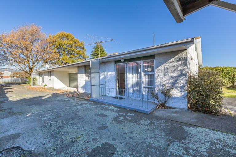 Photo of property in 2/194 Halswell Road, Hillmorton, Christchurch, 8025