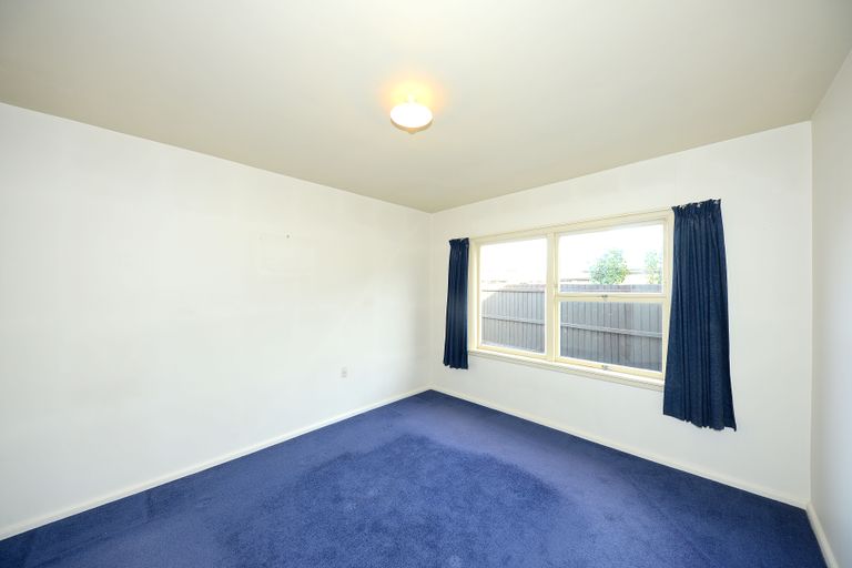 Photo of property in 10 Ashbourne Street, Burnside, Christchurch, 8053