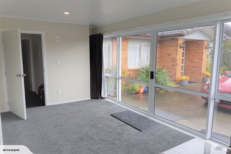 Photo of property in 4 Fitchburg Place, Mangere, Auckland, 2022