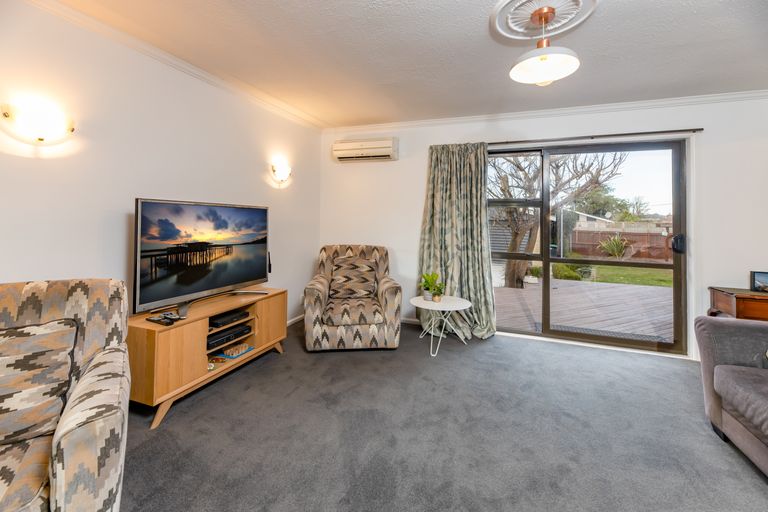 Photo of property in 68 Gardiners Road, Bishopdale, Christchurch, 8051