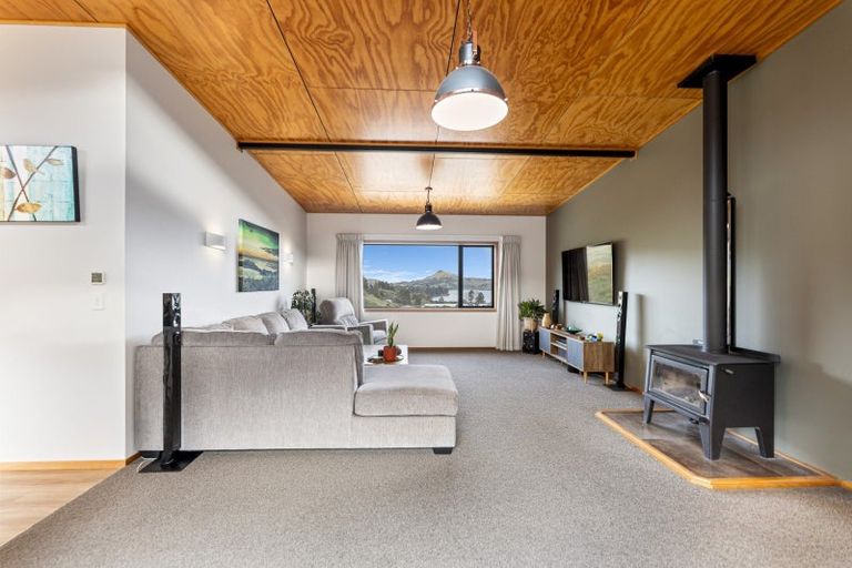 Photo of property in 16 Glendermid Close, Sawyers Bay, Port Chalmers, 9023