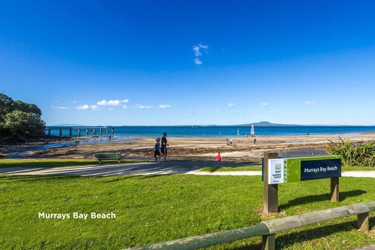 Photo of property in 2/22 Beulah Avenue, Rothesay Bay, Auckland, 0630