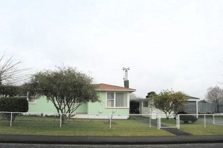 Photo of property in 29 Harper Street, Papakura, 2110