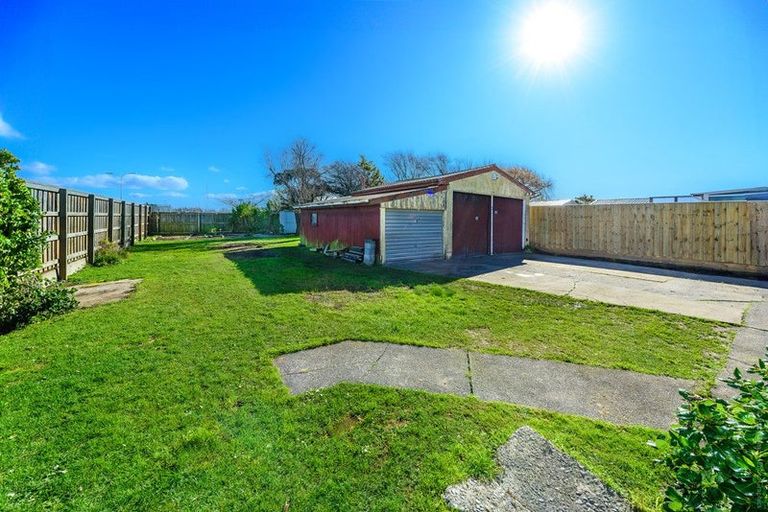 Photo of property in 253 Bower Avenue, North New Brighton, Christchurch, 8083