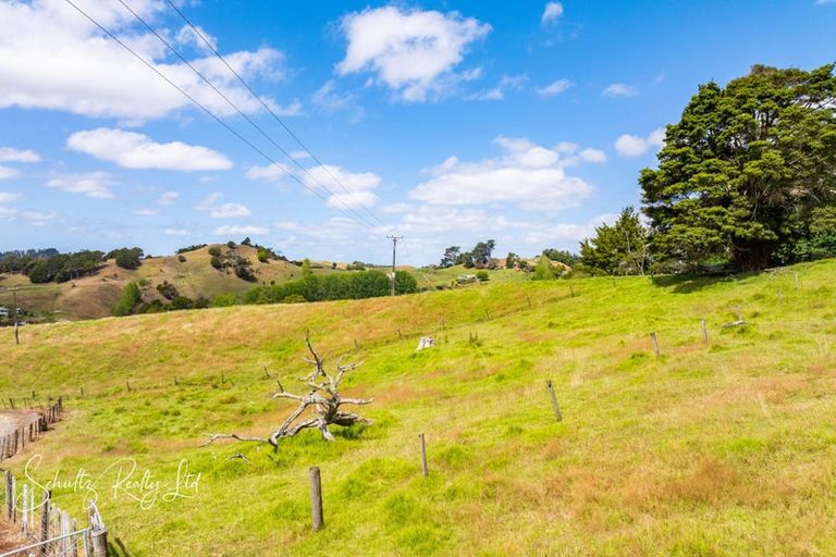 Photo of property in 1820 State Highway 12, Paparoa, 0571