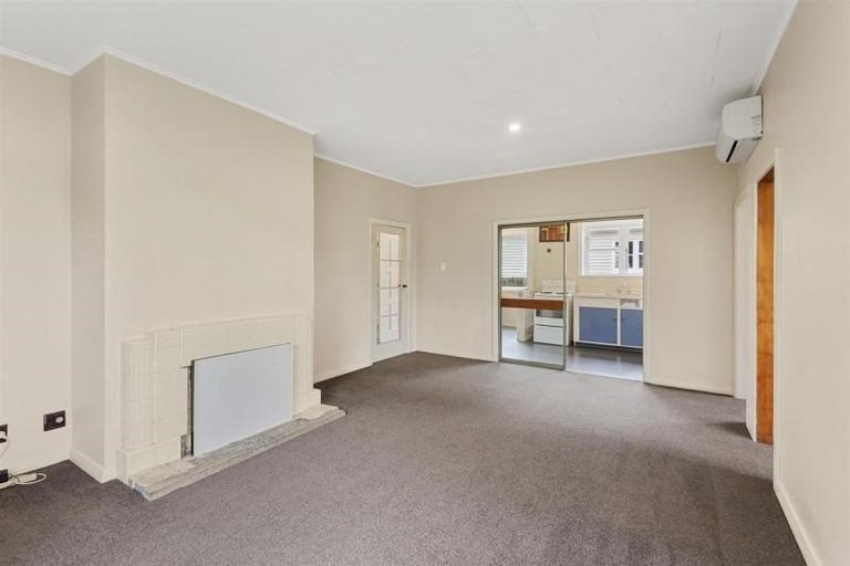 Photo of property in 200 Blenheim Road, Riccarton, Christchurch, 8041