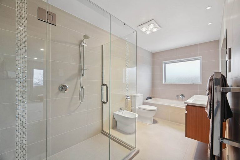 Photo of property in 96 Babich Road North, Ranui, Auckland, 0612