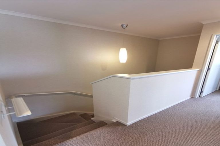 Photo of property in 106 Flat Bush School Road, Flat Bush, Auckland, 2019