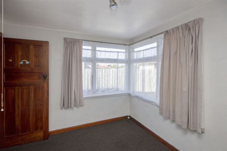 Photo of property in 64 Smith Street, Woolston, Christchurch, 8062