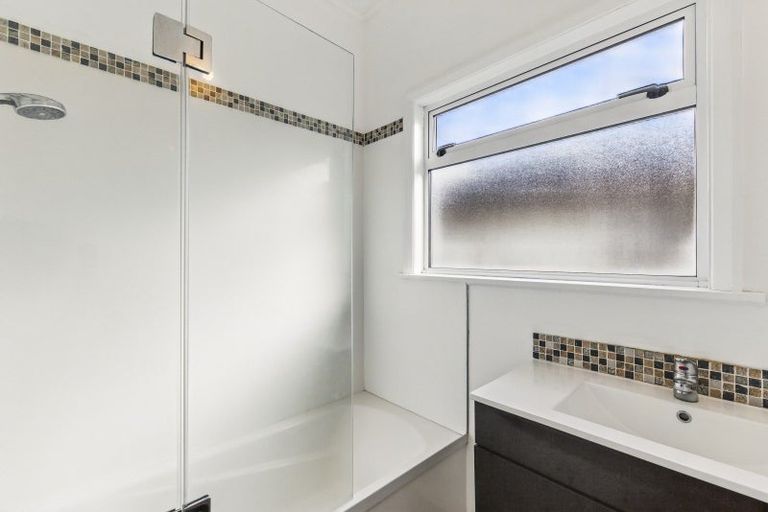 Photo of property in 18 Hannan Street, Levin, 5510