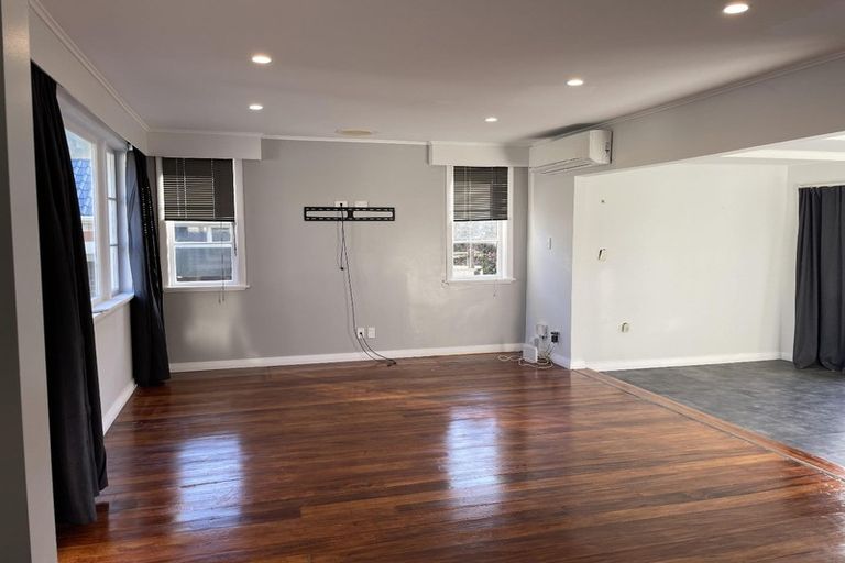 Photo of property in 1055 Fergusson Drive, Clouston Park, Upper Hutt, 5018