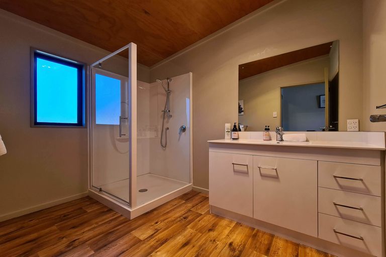 Photo of property in 25 Hamilton Drive, Lake Tekapo, 7999