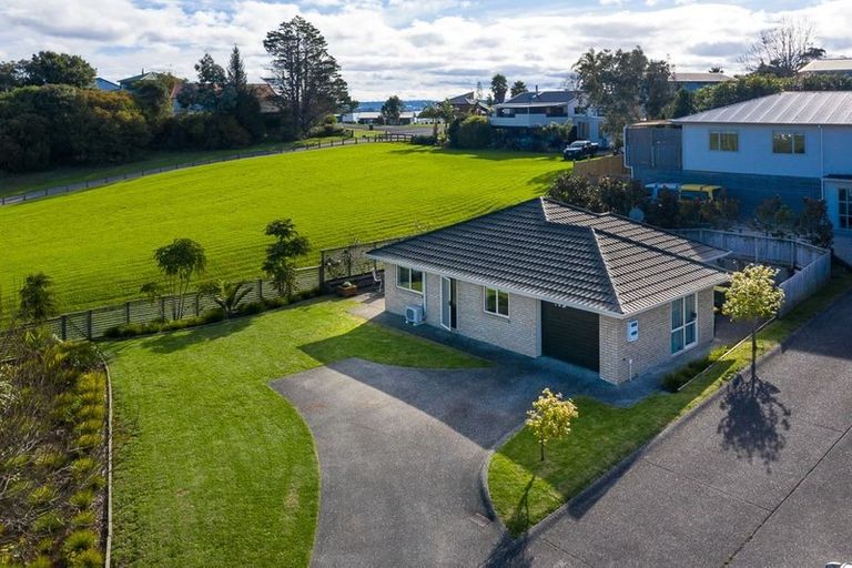 Photo of property in 21b Bonita Avenue, Stanmore Bay, Whangaparaoa, 0932