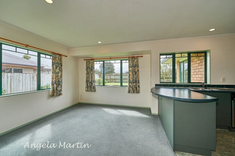 Photo of property in 157 Ruapehu Drive, Fitzherbert, Palmerston North, 4410