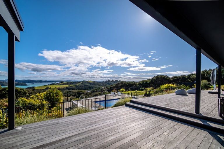 Photo of property in 58 Te Akau Drive, Russell, 0272