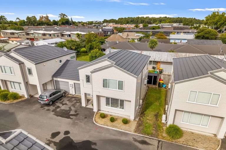 Photo of property in 52h Fifth Avenue, Enderley, Hamilton, 3214