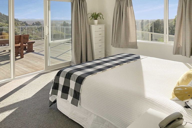 Photo of property in 77 Avoca Valley Road, Heathcote Valley, Christchurch, 8022